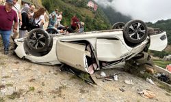 Giresun'da otomobilin yola düştüğü kazada 5 kişi yaralandı