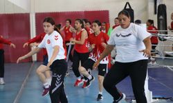 Havvanur, üçüncü Avrupa şampiyonluğu için yumruk sallayacak