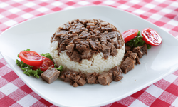 ÇORBA, KAVURMA, PİLAV, MEYVE, SU VE EKMEK 100 LİRA