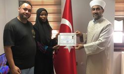 Kongolu kadın Bolu'da İslamiyet'i seçti
