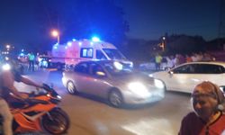 Samsun'da otomobille çarpışan elektrikli bisikletteki 3 kişi yaralandı
