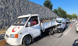 Samsun'da üç aracın karıştığı trafik kazasında 3 kişi yaralandı