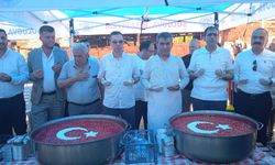 Suluova Belediyesi vatandaşlara aşure dağıttı