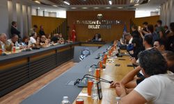 Trabzon Büyükşehir Belediye Başkanı Genç, CHP Genel Başkanı Özel'in eleştirilerini yanıtladı: