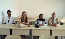 Üniversiteliler sosyal sorumluluk projeleriyle 500'den fazla kişinin hayatına dokundu