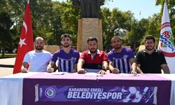 ANIT ÖNÜNDE İMZAYI ATTILAR