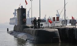 DENİZALTI HALKIN ZİYARETİNE AÇILACAK