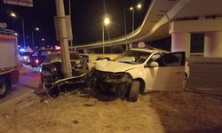 Amasya'da iki otomobil çarpıştı, 4 kişi yaralandı