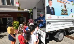Bursa Osmangazi'de gezici kütüphane 1 yıldır yollarda