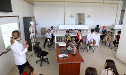 'Çocuk Üniversitesi', miniklere erken yaşta üniversiteyi keşfetme imkanı sunuyor