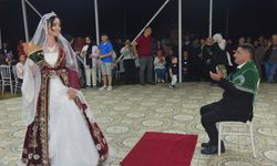 Giresunlu çift düğün hayallerini 17 yıl sonra gerçekleştirdi