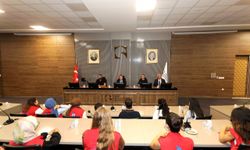 Gönüllü gençlerden TOGÜ Rektörü Yılmaz'a ziyaret