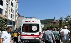 Salıpazarı'nda devrilen motosikletin sürücüsü yaralandı