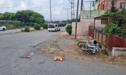 Samsun'da hafif ticari araçla çarpışan motosikletteki baba ve kızı yaralandı