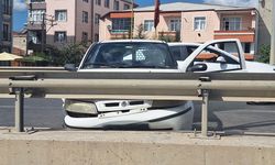 Samsun'da kamyonla çarpışan otomobildeki yolcu yaralandı