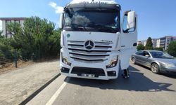 Samsun'da tırla çarpışan otomobilin sürücüsü yaralandı