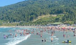 Sinop'ta 1 çocuk denizde boğulma tehlikesi geçirdi