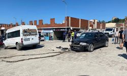 Sinop'ta otomobil ile minibüsün çarpıştığı kazada 4 kişi yaralandı