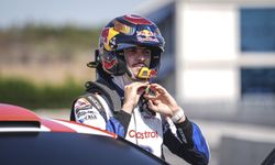 Toprak Razgatlıoğlu ve Ali Türkkan Castrol Performance Day etkinliğinde buluştu