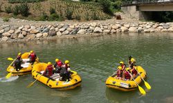 Trabzon'da şehit aileleri ve gaziler rafting heyecanı yaşadı