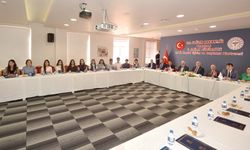 Trabzon'da staj yapan tıp fakültesi öğrencilerine sertifika verildi
