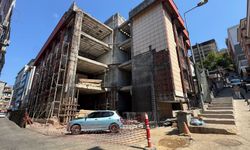 BİNANIN YIKIM VE SÖKÜMÜNE BAŞLANDI