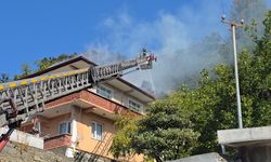 3 KATLI BİNADA YANGIN