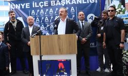 Anahtar Parti Genel Başkanı Ağıralioğlu, Ünye İlçe Başkanlığı binasının açılışına katıldı
