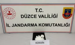 Düzce'de 800 bin liralık kokain ele geçirildi