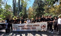 Hayırsever iş insanının kabrine öğrencilerden ziyaret