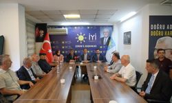 İYİ Parti Genel Başkan Yardımcısı Aslan, Çorum'da gazetecilerle buluştu