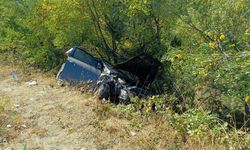 Karabük'te şarampole devrilen otomobildeki 1 kişi yaralandı