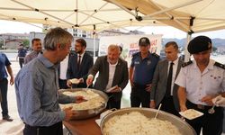 Osmancık'ta D-100 kara yolunda sürücülere pirinç pilavı ikram edildi