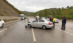 Samsun'da trafik kazasında 2 kişi yaralandı
