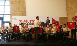 Trabzon'da askeri bando Zafer Bayramı konseri verdi