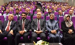 Trabzon'da 'Peygamberimiz ve Aile Ahlakı' konulu konferans düzenlendi