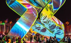 Trendyol Sanat, Güvenç Özel'in 'Neuroflux' eserini Contemporary Istanbul'da sanatseverlerle buluşturuyor