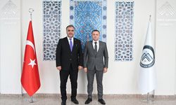 AA Samsun Bölge Müdürü Demir, ÇAKÜ Rektörü Karataş'ı ziyaret etti