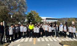 Almus'ta öğrencilere trafik eğitimi verildi