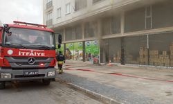 Çarşamba'da iş yerinin deposunda çıkan yangın hasara yol açtı