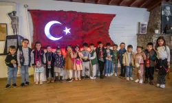 Çocuklar ve kadınlar Cumhuriyet ruhu ile Belkahve'de buluştu