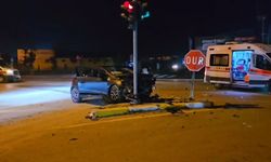 Çorum'da polis otosu ile otomobil çarpıştı, 2'si polis 4 kişi yaralandı