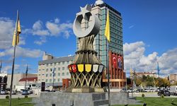 Çorum'da Türk Dünyası Abidesi törenle açıldı