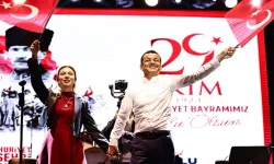Cumhuriyet coşkusu Denizli'yi sardı