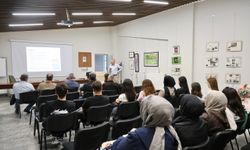 Düzce Üniversitesinde 'Bağ, Bahçe, Çiçek Konferansı' düzenlendi