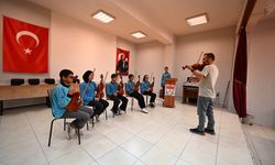Düzce'de çocuklar müziğin gücüyle dijital bağımlılıktan uzaklaşıyor