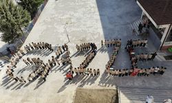 Düzce'de öğrencilerden Küresel Sumud Filosu'na 'Gazze' koreografili destek