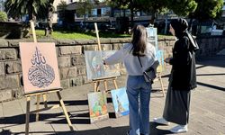 Giresun'da üniversite öğrencileri resim sergisi açtı