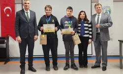 Gölcük BİLSEM'e Başkan Sezer'den ziyaret