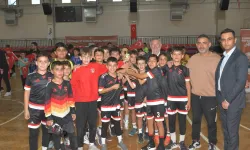 İzmir Çiğli'de Cumhuriyet coşkusu Futsal sahasında zirveye taşındı